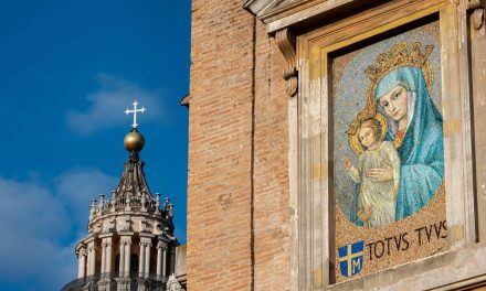 Титулы Марии в документе «Mater Populi fidelis»