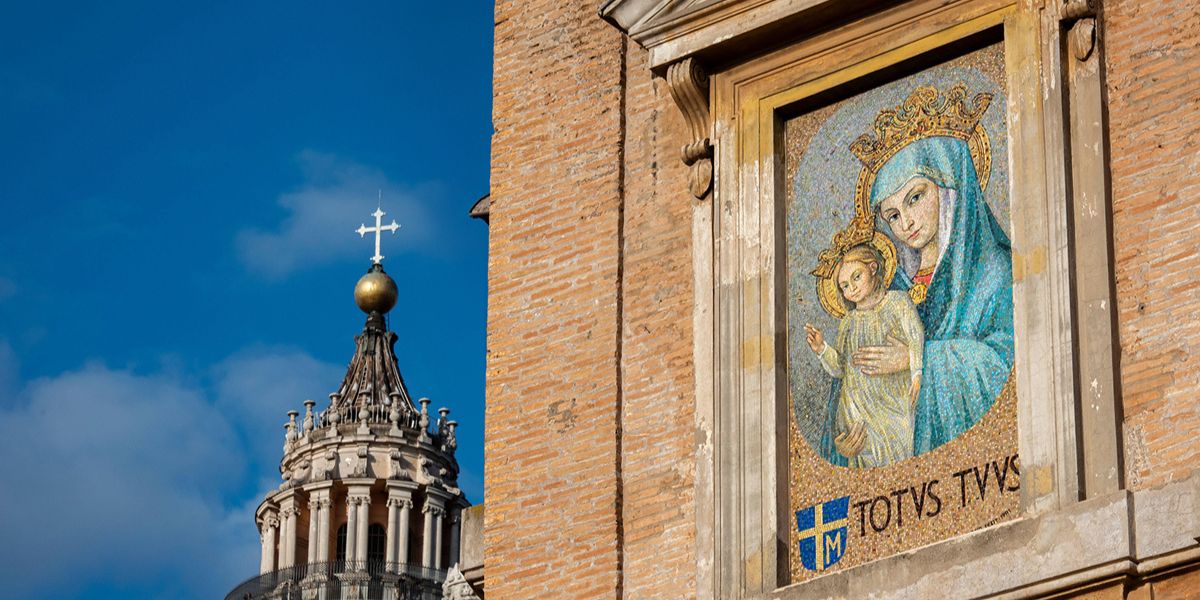 Титулы Марии в документе «Mater Populi fidelis»